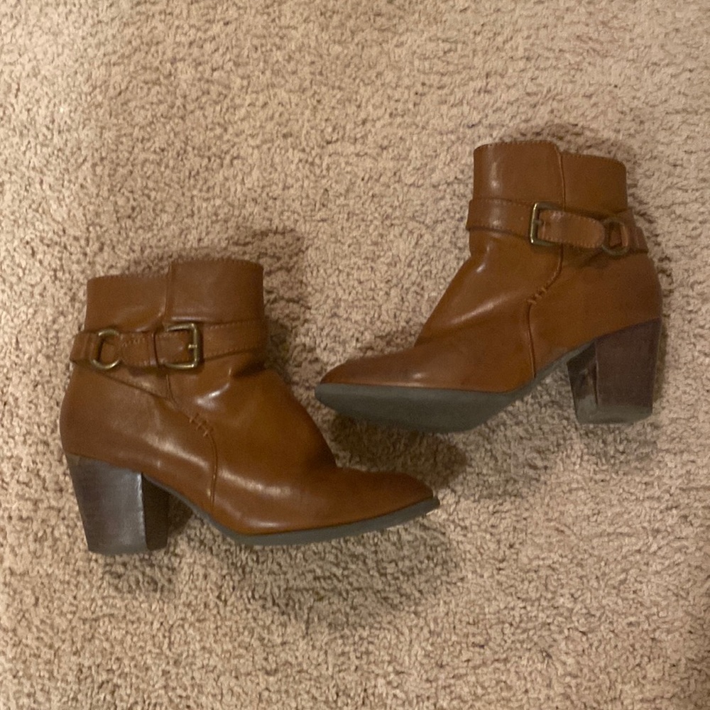 Bass Heeled Boots